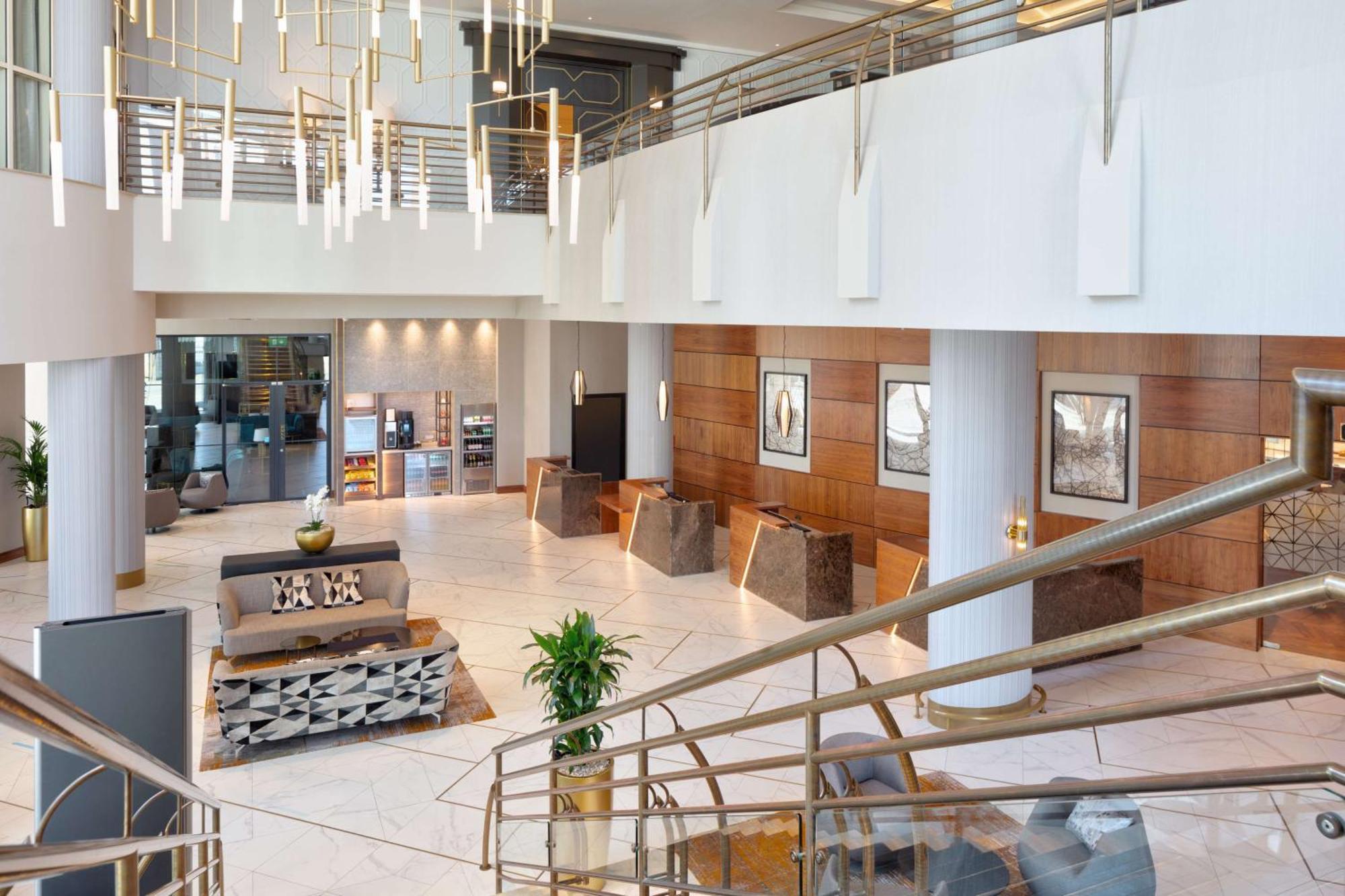 Hilton Belfast Ξενοδοχείο Εξωτερικό φωτογραφία The lobby of the hotel